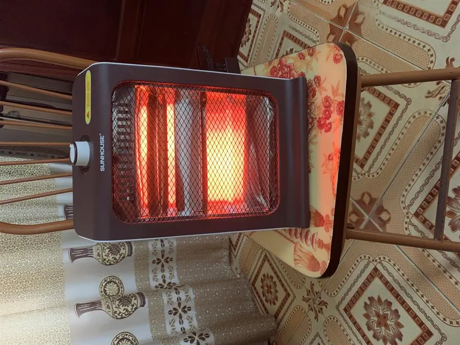 Khách hàng review Quạt sưởi hồng ngoại Sunhouse SHD7023 3