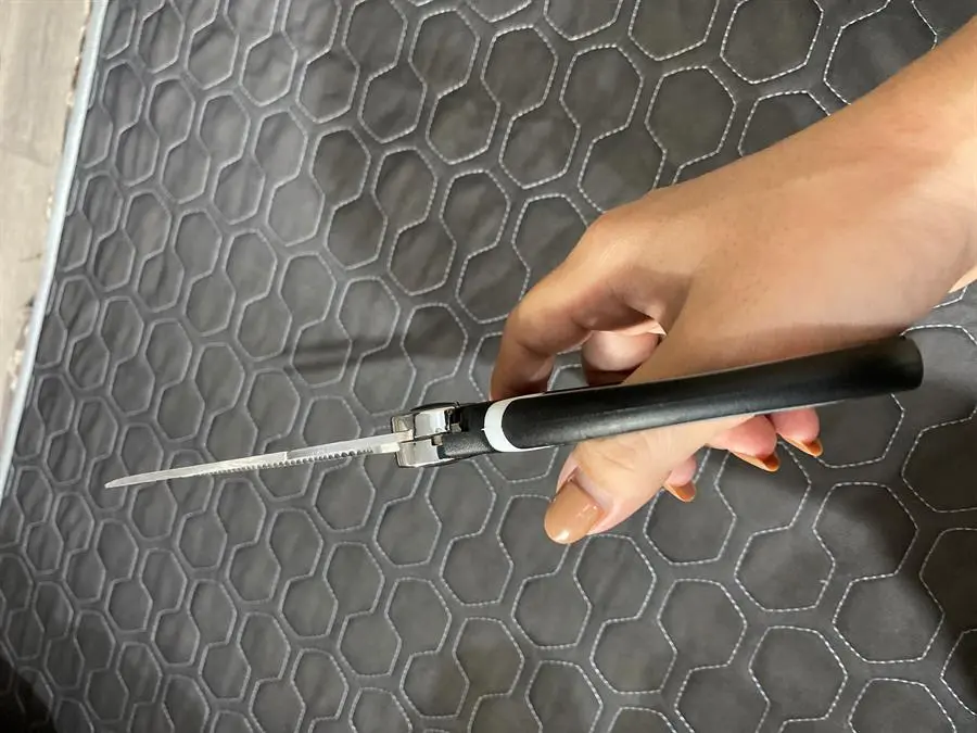 Khách hàng review Kéo nhà bếp đa năng thép không gỉ 2Cr13 Delites LD-9138B 3