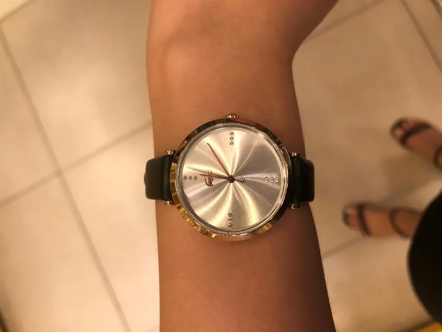 Khách hàng review Đồng hồ LACOSTE 32 mm Nữ 2001139 1