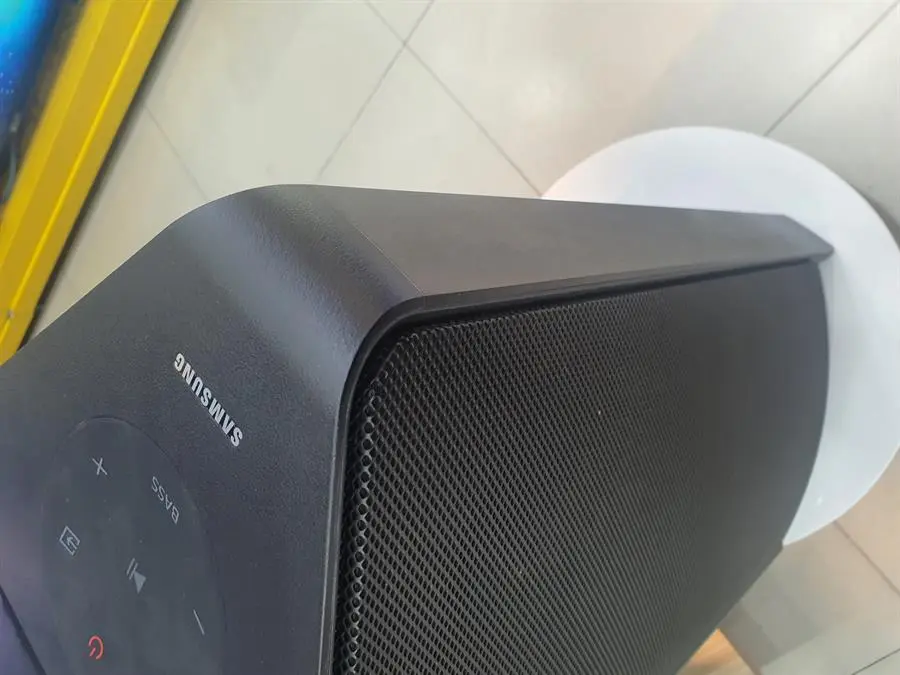Khách hàng review Loa tháp Samsung MX-ST50B 230W 2