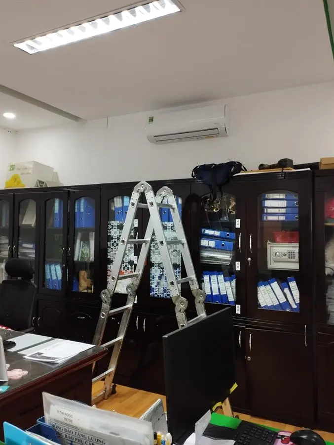 Khách hàng review Máy lạnh Gree Inverter 1.5 HP GWC12FB-K6D9A1W 3