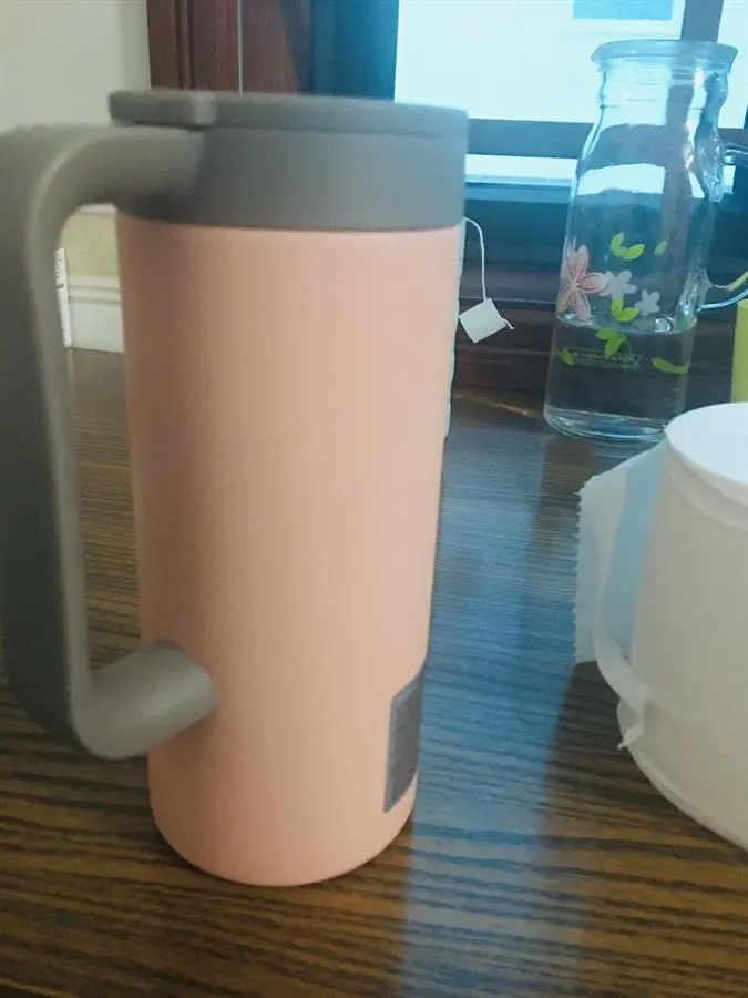 Khách hàng review Ly giữ nhiệt inox 473 ml Lock 1