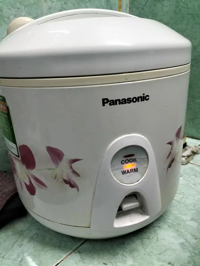 Khách hàng review Nồi cơm nắp gài Panasonic 1.8 lít SR-MVN18FRAX 6