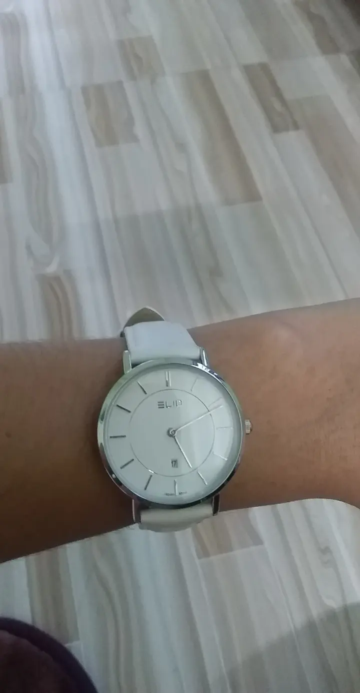 Khách hàng review Đồng hồ ELIO 33 mm Nữ EL100-01 1