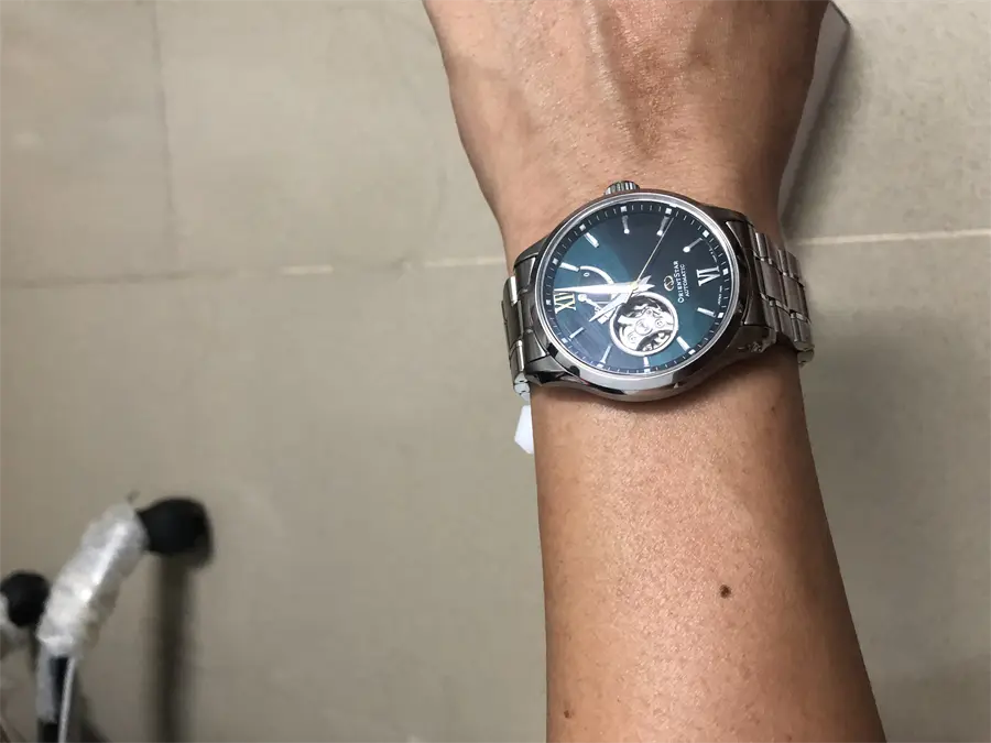 Khách hàng review Đồng hồ ORIENT Star 39.3 mm Nam RE-AT0002E00B 1