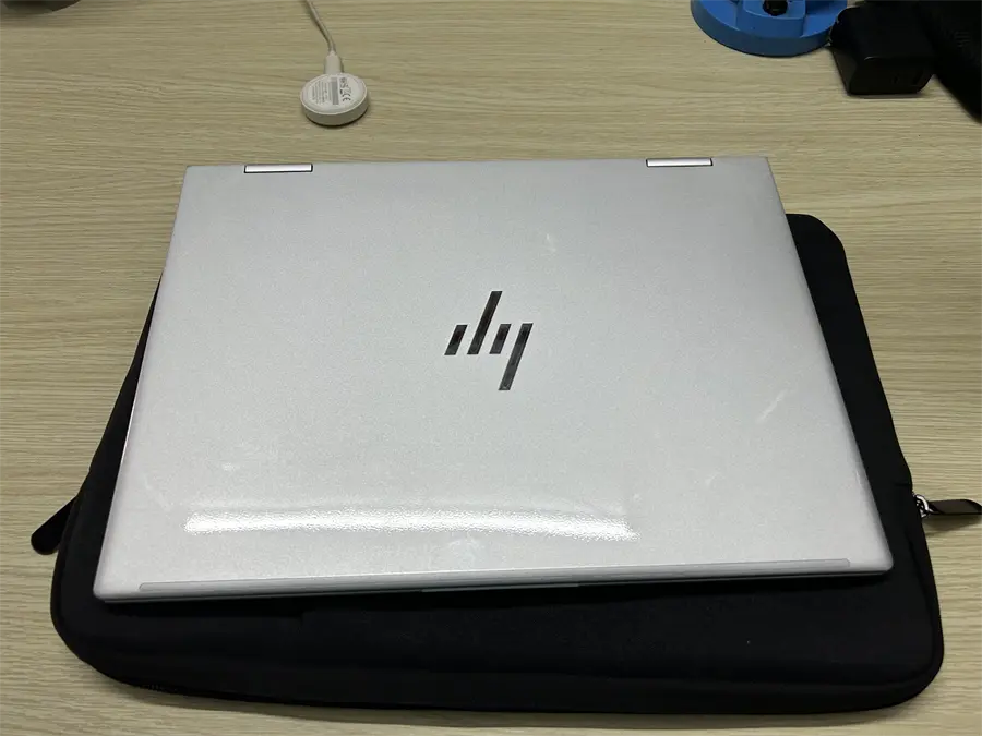 Khách hàng review Laptop HP Envy X360 13 bf0095TU i5 1230U/16GB/512GB/Touch/Pen/Win11 (76B15PA) 2