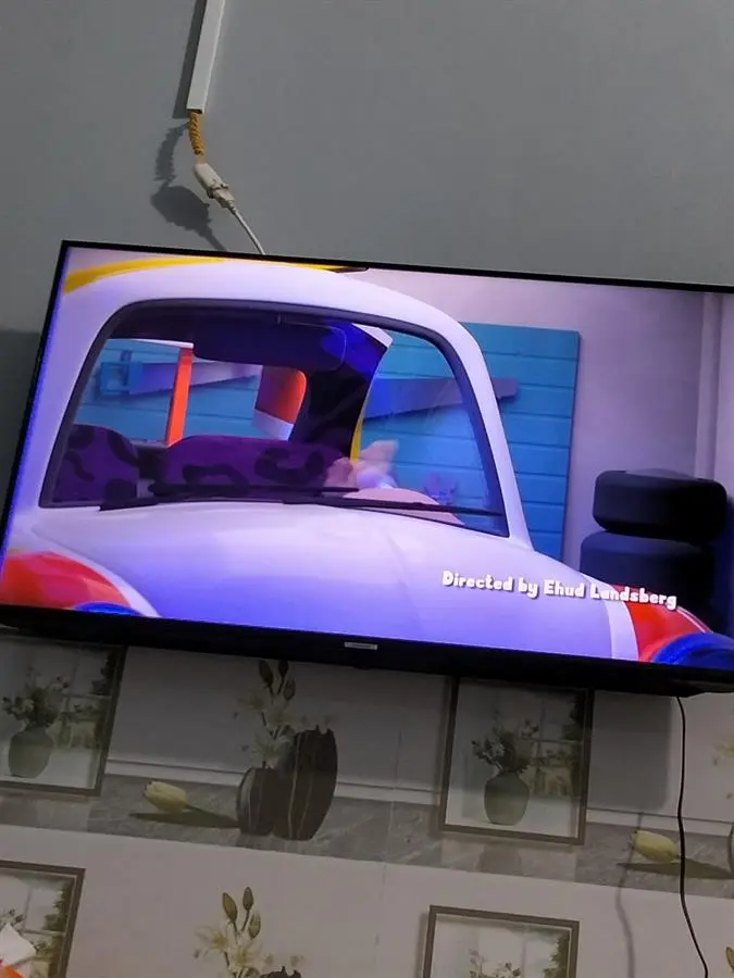Khách hàng review Smart Tivi Samsung 4K 43 inch UA43AU7002 26