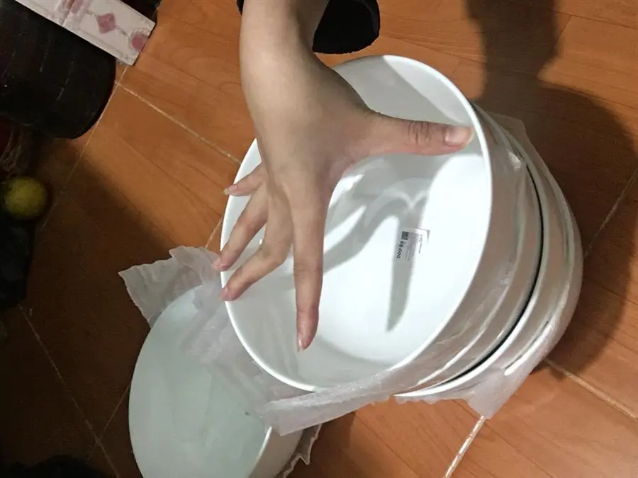 Khách hàng review Tô canh sứ 20 cm Minh Châu MC-TH08 2