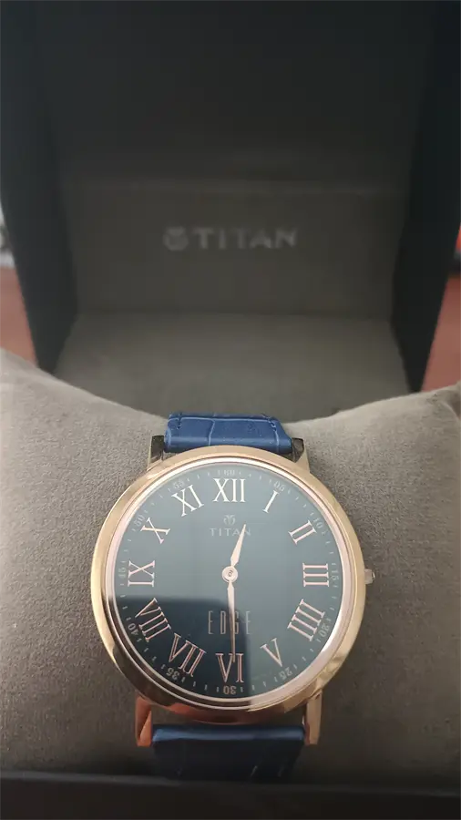 Khách hàng review Đồng hồ TITAN 37 mm Nam 1595WL02 1