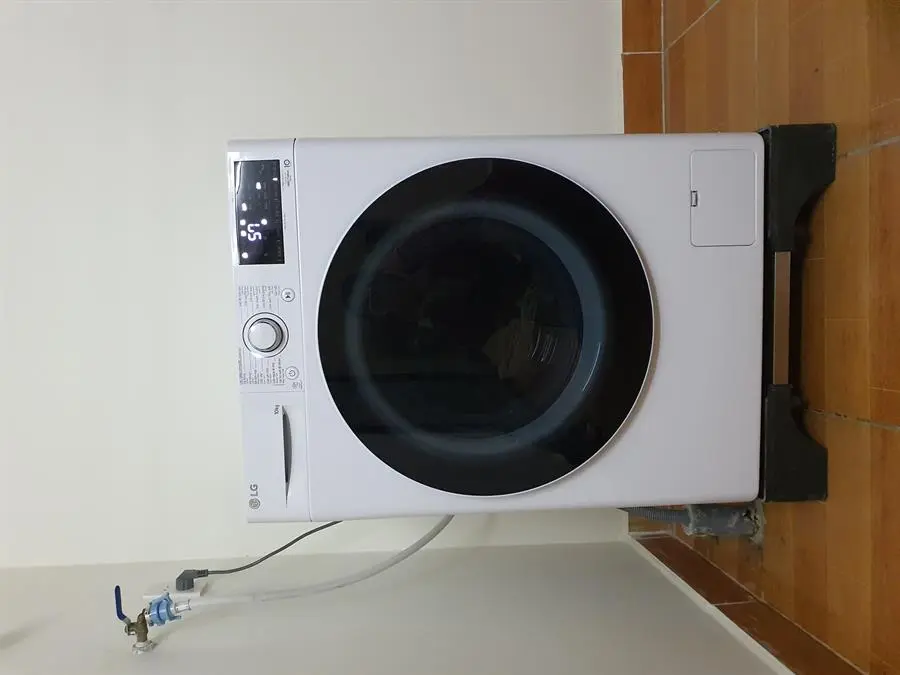 Khách hàng review Máy giặt LG AI DD Inverter 10 kg FV1410S5W 6