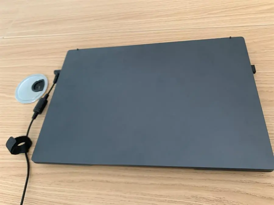 Khách hàng review Laptop MSI Modern 14 B11MOU i3 1115G4/8GB/256GB/Win11 (1027VN) 4