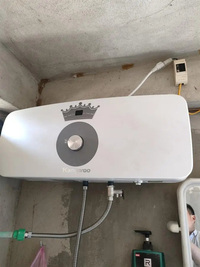 Khách hàng review Máy nước nóng gián tiếp Kangaroo 22 lít 2500W KG 73R2 1