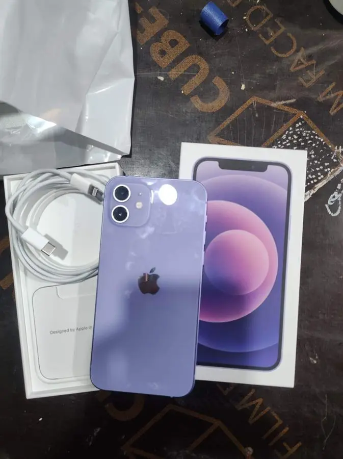 Khách hàng review Điện thoại iPhone 12 64GB 5