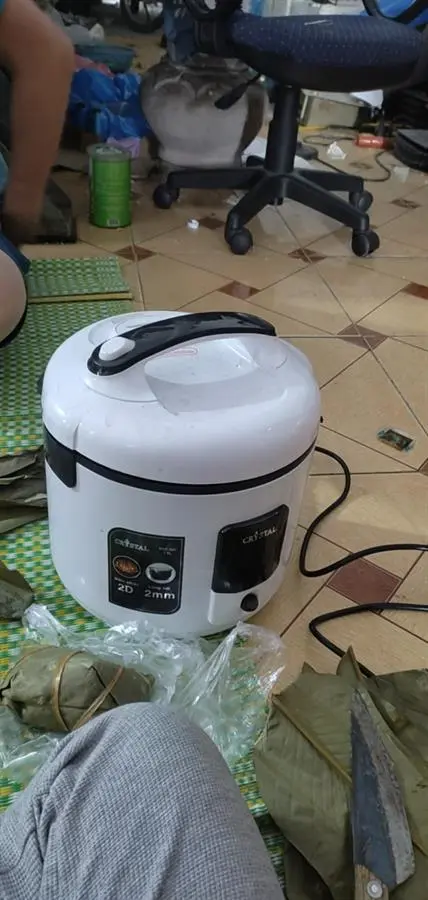 Khách hàng review Nồi cơm nắp gài Crystal 1.8 lít BXB-50C 1