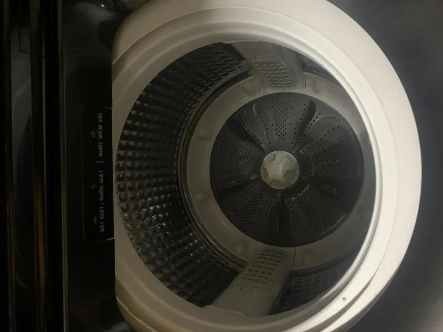 Khách hàng review Máy giặt Aqua Inverter 10.5 KG AQW-DR105FT BK 12