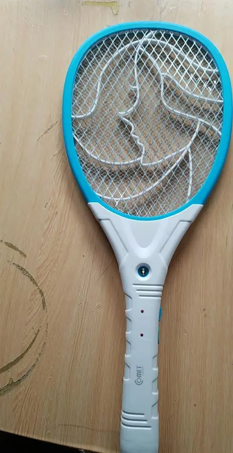Khách hàng review Vợt muỗi Comet CP045 2