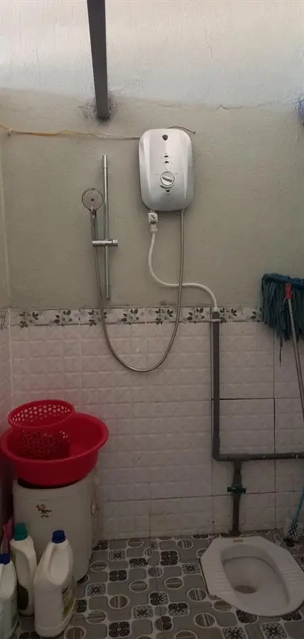 Khách hàng review Máy nước nóng trực tiếp Ferroli 4500W MIDO-MSN 4.5S 7