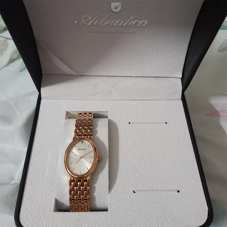 Khách hàng review Đồng hồ ADRIATICA 25 mm Nữ A3436.9113Q 5