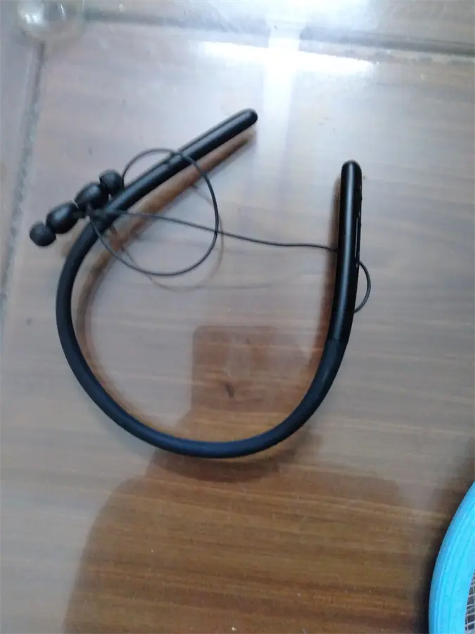 Khách hàng review Tai nghe Bluetooth Mozard Z7000A 2