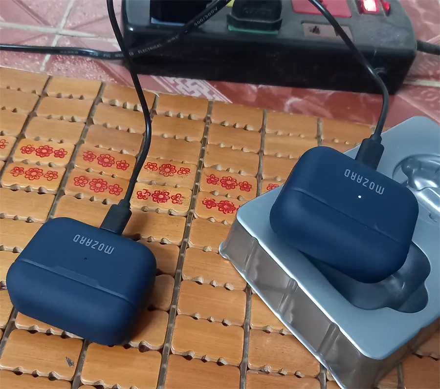Khách hàng review Tai nghe Bluetooth True Wireless Mozard Air 6 20