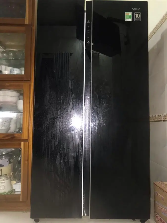 Khách hàng review Tủ lạnh Aqua Inverter 602 lít Side By Side AQR-IG696FS GB 1