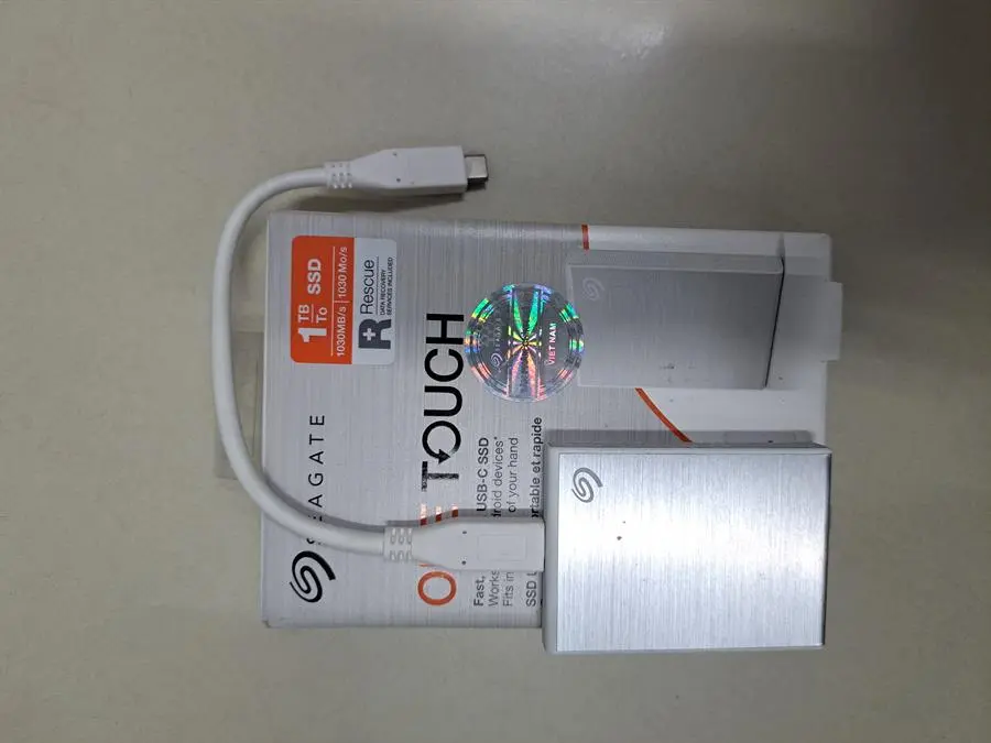 Khách hàng review Ổ cứng di động SSD 1TB Seagate One Touch STKG1000401 Bạc 1