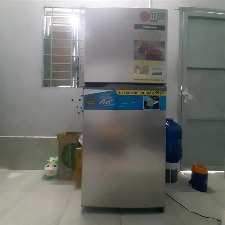 Khách hàng review Tủ lạnh Panasonic Inverter 234 lít NR-TV261APSV 38