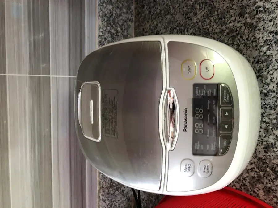 Khách hàng review Nồi cơm điện tử Panasonic 1.8 lít SR-CX188SRA 5