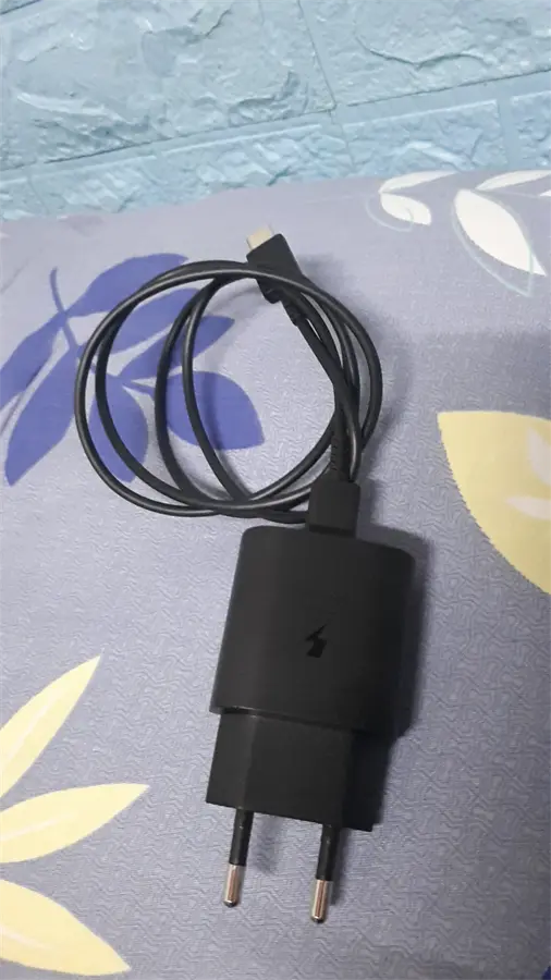 Khách hàng review Sạc nhanh Type-C PD 25W Samsung EP-TA800N 21