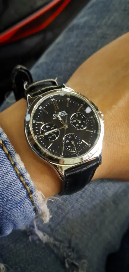 Khách hàng review Đồng hồ CASIO 30 mm Nữ LTP-E145L-5B2DF 1