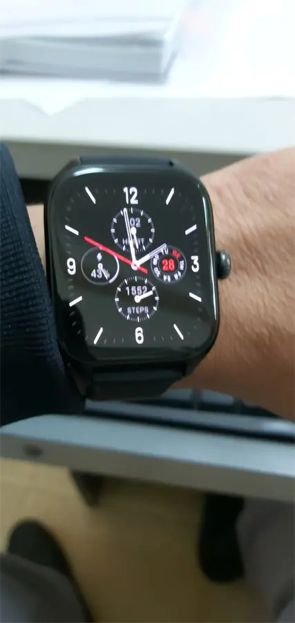Khách hàng review Đồng hồ thông minh Amazfit GTS 4 42.7mm 9