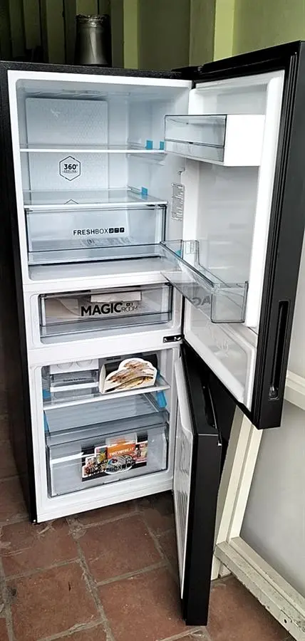 Khách hàng review Tủ lạnh Aqua Inverter 260 lít AQR-I298EB BS 3