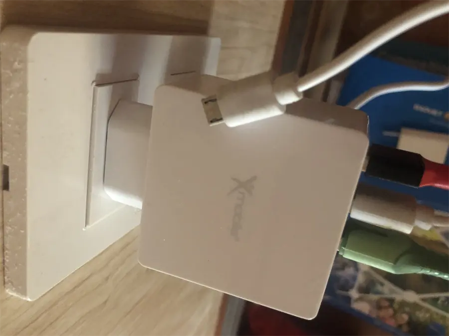 Khách hàng review Adapter sạc 4 cổng USB Type C 15W Xmobile DS931-WB 4