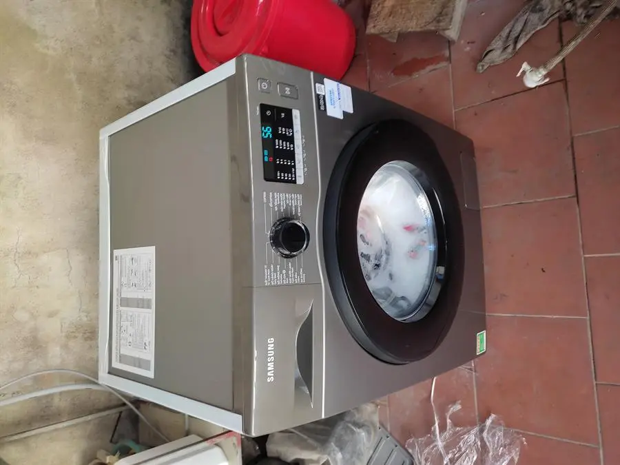 Khách hàng review Máy giặt Samsung Inverter 9.5 kg WW95TA046AX/SV 18