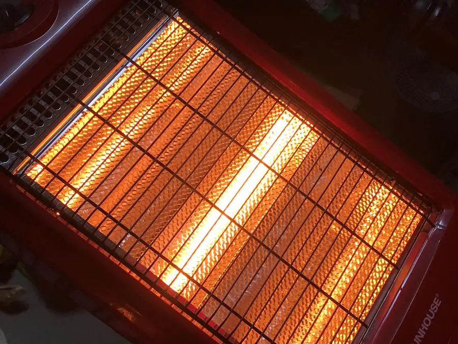 Khách hàng review Quạt sưởi halogen Sunhouse SHD7016 3