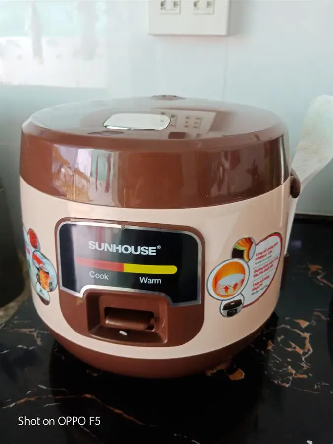 Khách hàng review Nồi cơm nắp gài Sunhouse 1 lít SHD8208C 12