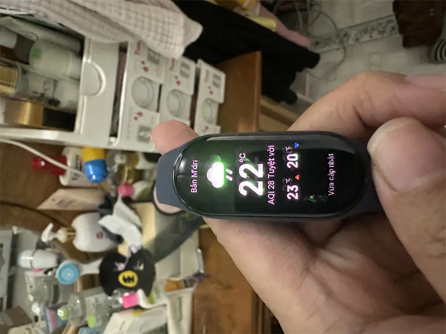 Khách hàng review Vòng đeo tay thông minh Mi Band 7 Đen 23