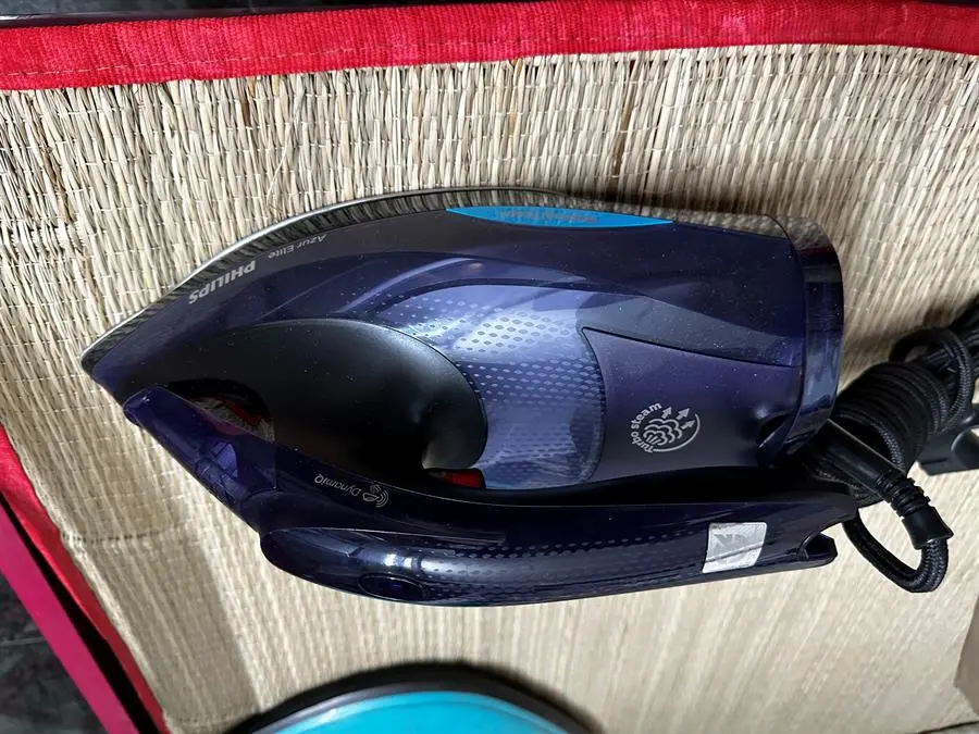 Khách hàng review Bàn là hơi nước Philips Azur Elite (GC5039) 3000W 1
