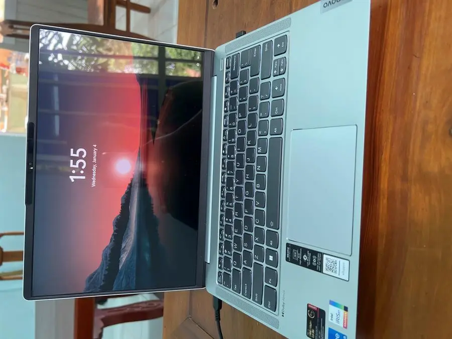Khách hàng review Laptop Lenovo Ideapad 5 Pro 14IAP7 i5 1240P/16GB/512GB/Win11 (82SH000SVN) 10