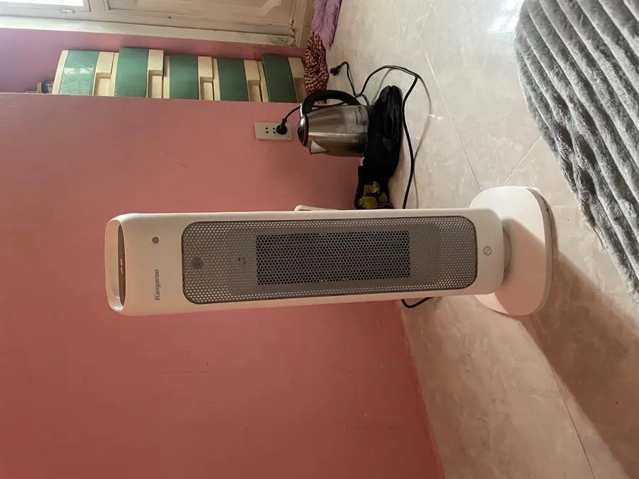Khách hàng review Quạt sưởi gốm Kangaroo KGFH05 1