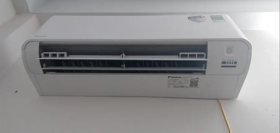 Khách hàng review Máy lạnh Daikin Inverter 1.5 HP FTKY35WMVMV 7