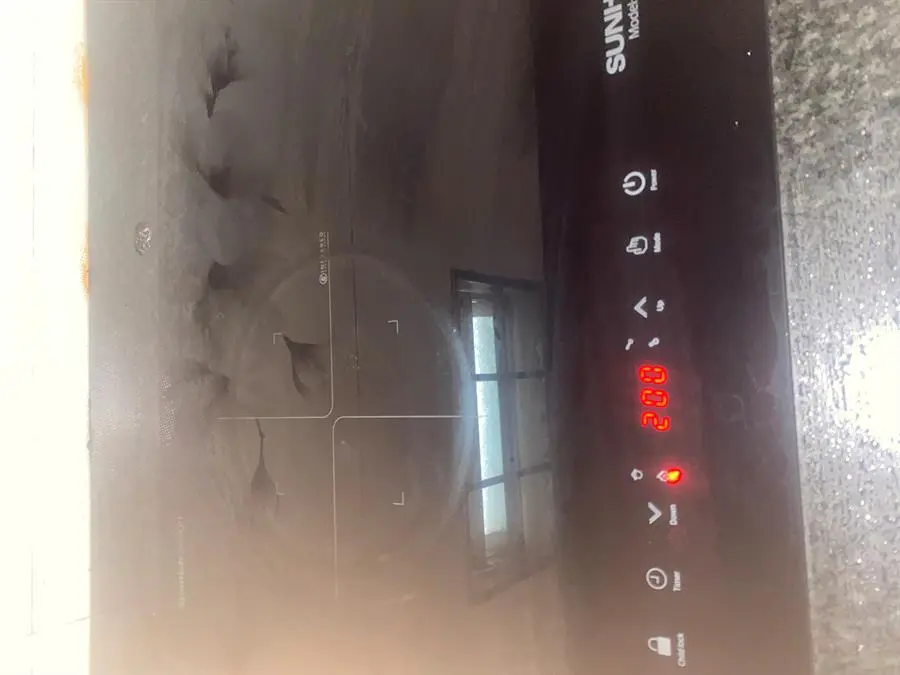 Khách hàng review Bếp từ hồng ngoại lắp âm Sunhouse SHB9105MT 6