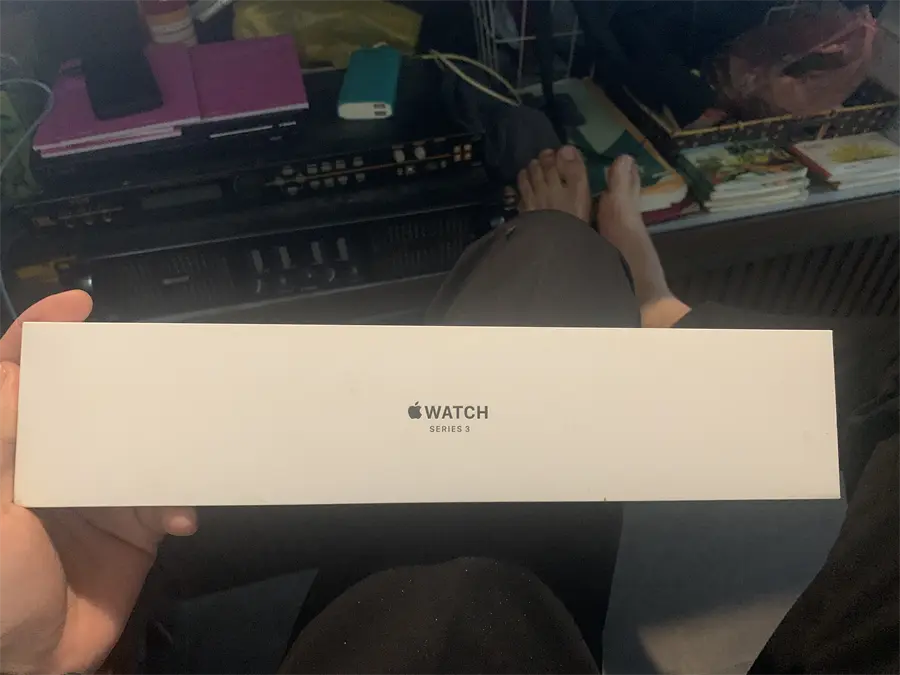 Khách hàng review Đồng hồ thông minh Apple Watch S3 GPS 38mm viền nhôm dây silicone 4