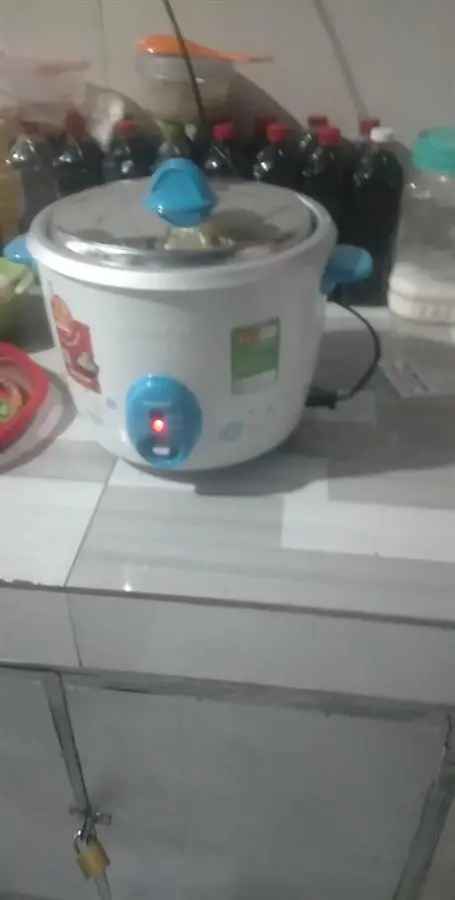Khách hàng review Nồi cơm nắp rời Sharp 2.8 lít KSH-D28V 3