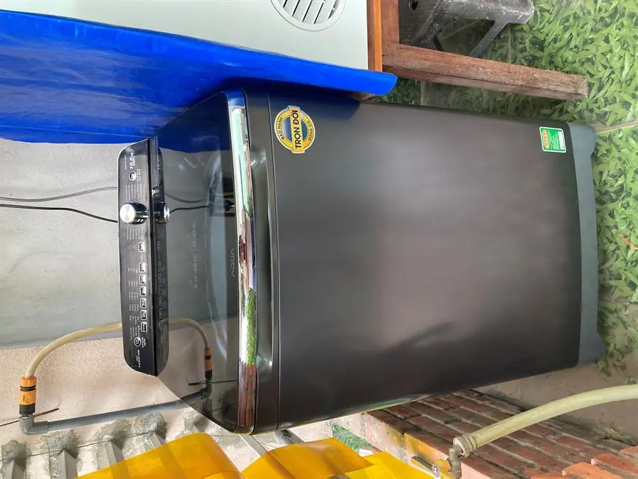 Khách hàng review Máy giặt Aqua Inverter 10.5 KG AQW-DR105FT BK 8