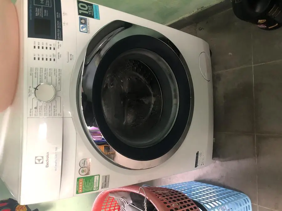 Khách hàng review Máy giặt Electrolux Inverter 10 kg EWF1024BDWA 1