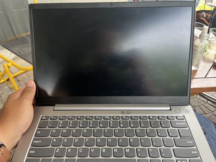 Khách hàng review Laptop Lenovo ThinkBook 14 G3 ACL R5 5500U/8GB/512GB/Win11 (21A200CPVN) 2