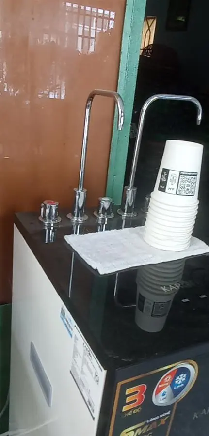 Khách hàng review Máy lọc nước RO nóng nguội lạnh Hydrogen Karofi KAD-X39 10 lõi 93