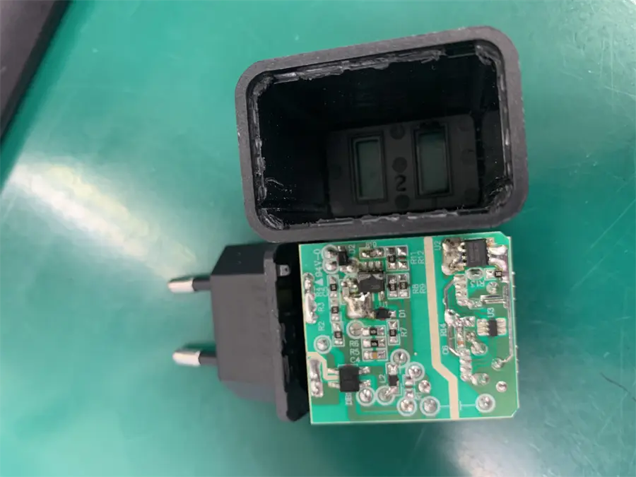 Khách hàng review Adapter Sạc USB Hydrus ACL2018 3