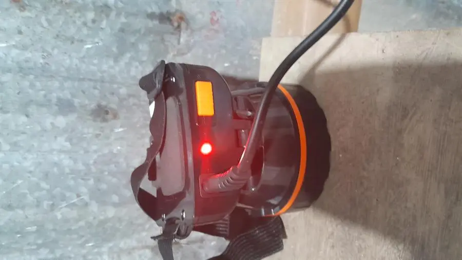 Khách hàng review Đèn pin sạc đội đầu Điện Quang ĐQ PFL13 R BLO 1